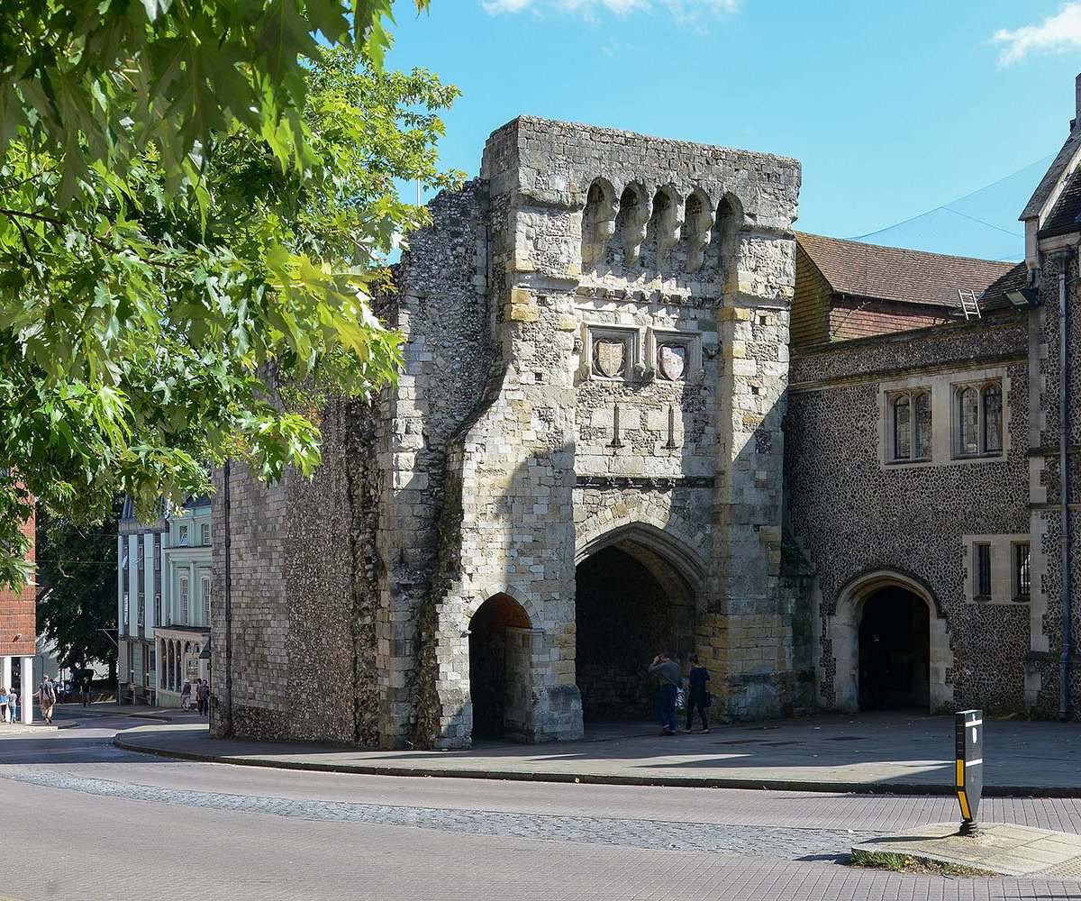 Winchester's past tour
